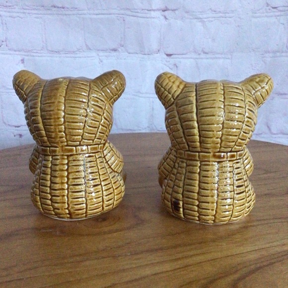 Vintage Teddy Bears Ceramic Salt and Pepper Shaker Pair - Picture 3 of 6